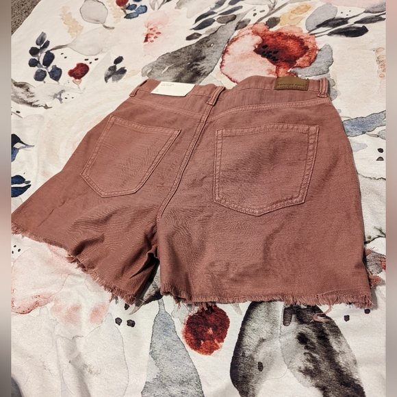 Size 6 NWT American Eagle Highest Rise Mom Shorts Pink - Picture 7 of 9